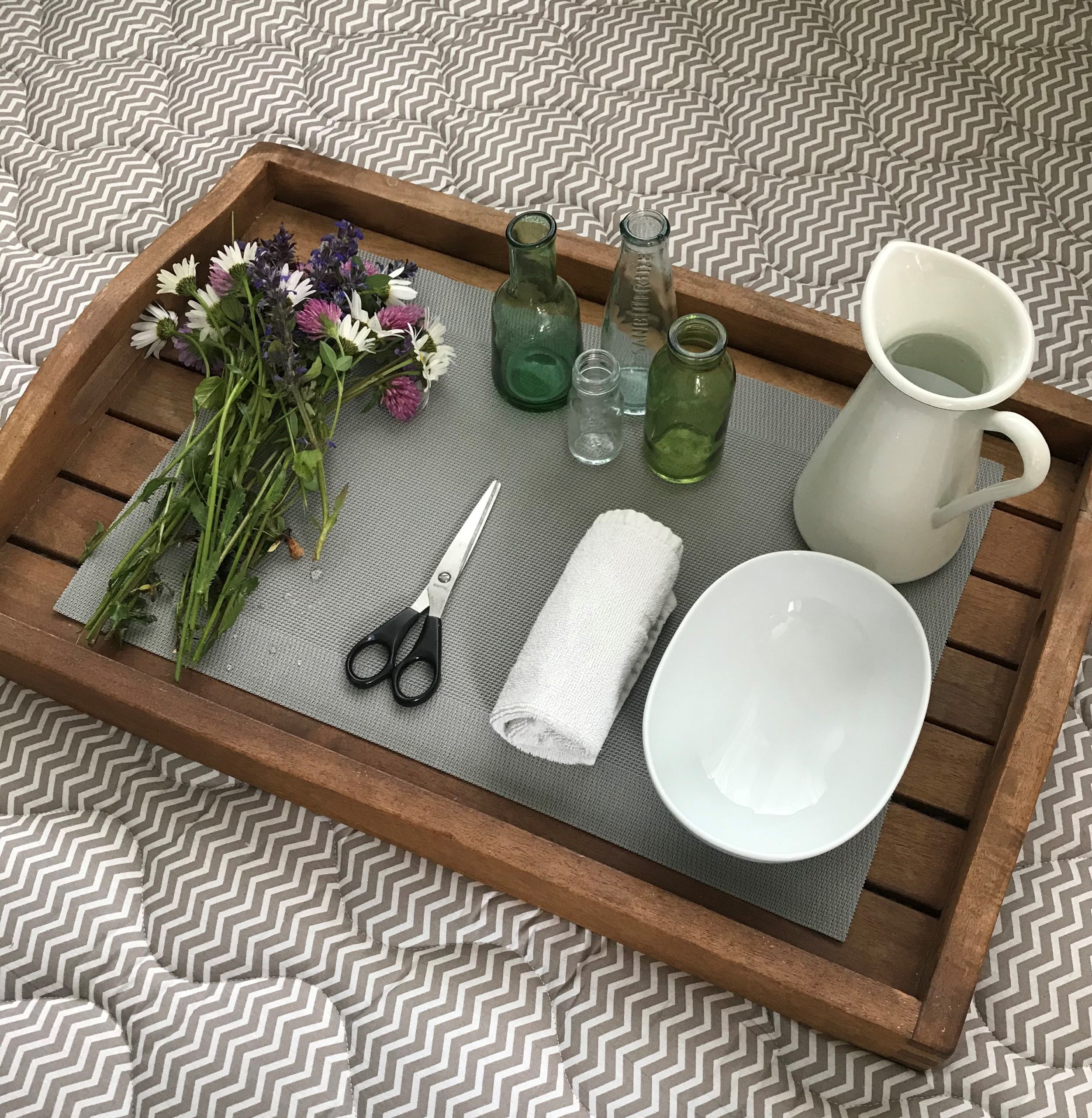 Übung Blumen in der Vase DIY Inspiration Montessori